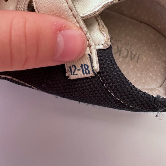 Jack & Lily shoes size 12-18 months - Picture 4 of 6
